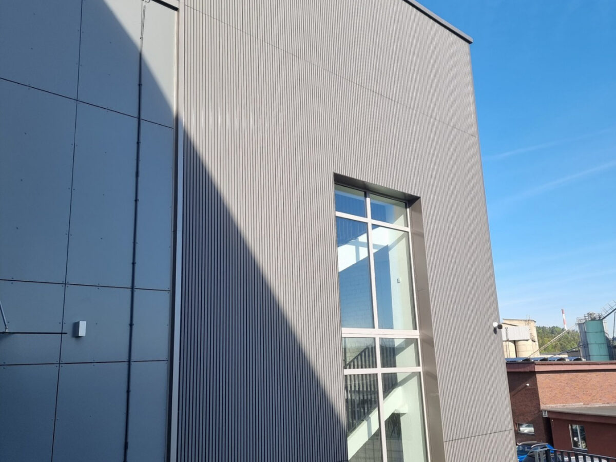 Fasade på industribygg med FLC — bilde 4