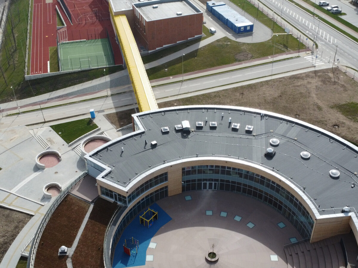 Takterrasse på Tauralaukis skole
