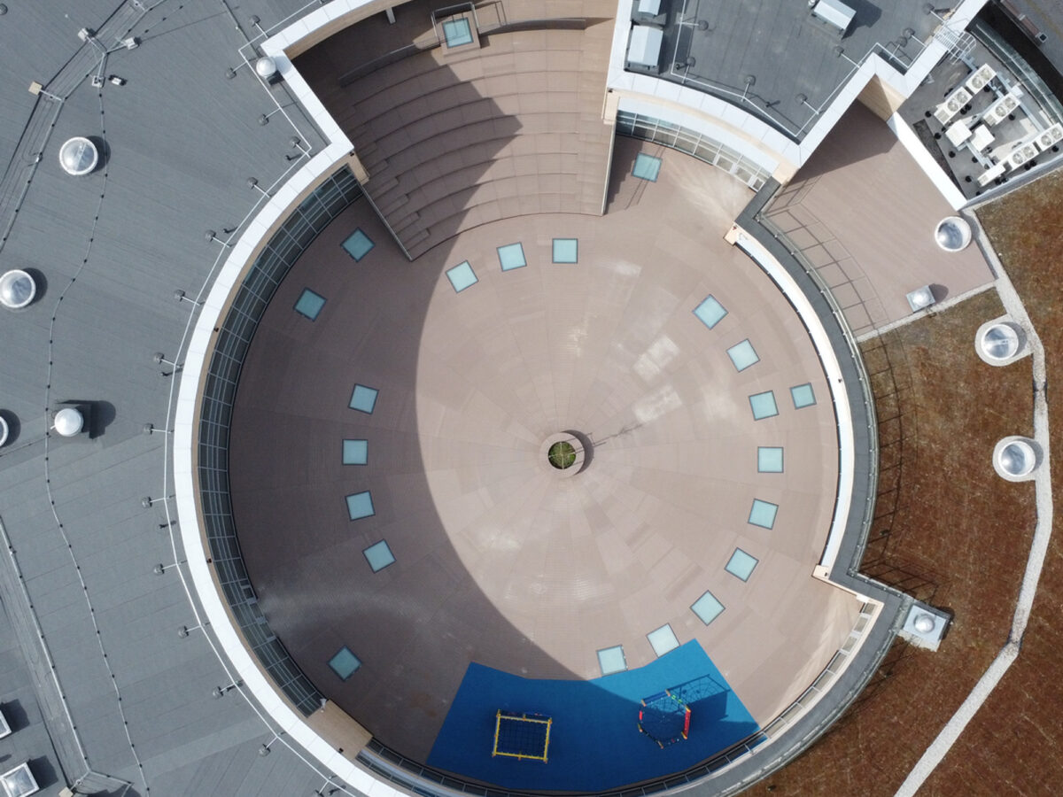 Takterrasse på Tauralaukis skole — bilde 3