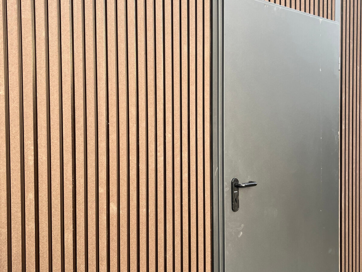 Carport kledd med FLC — bilde 2