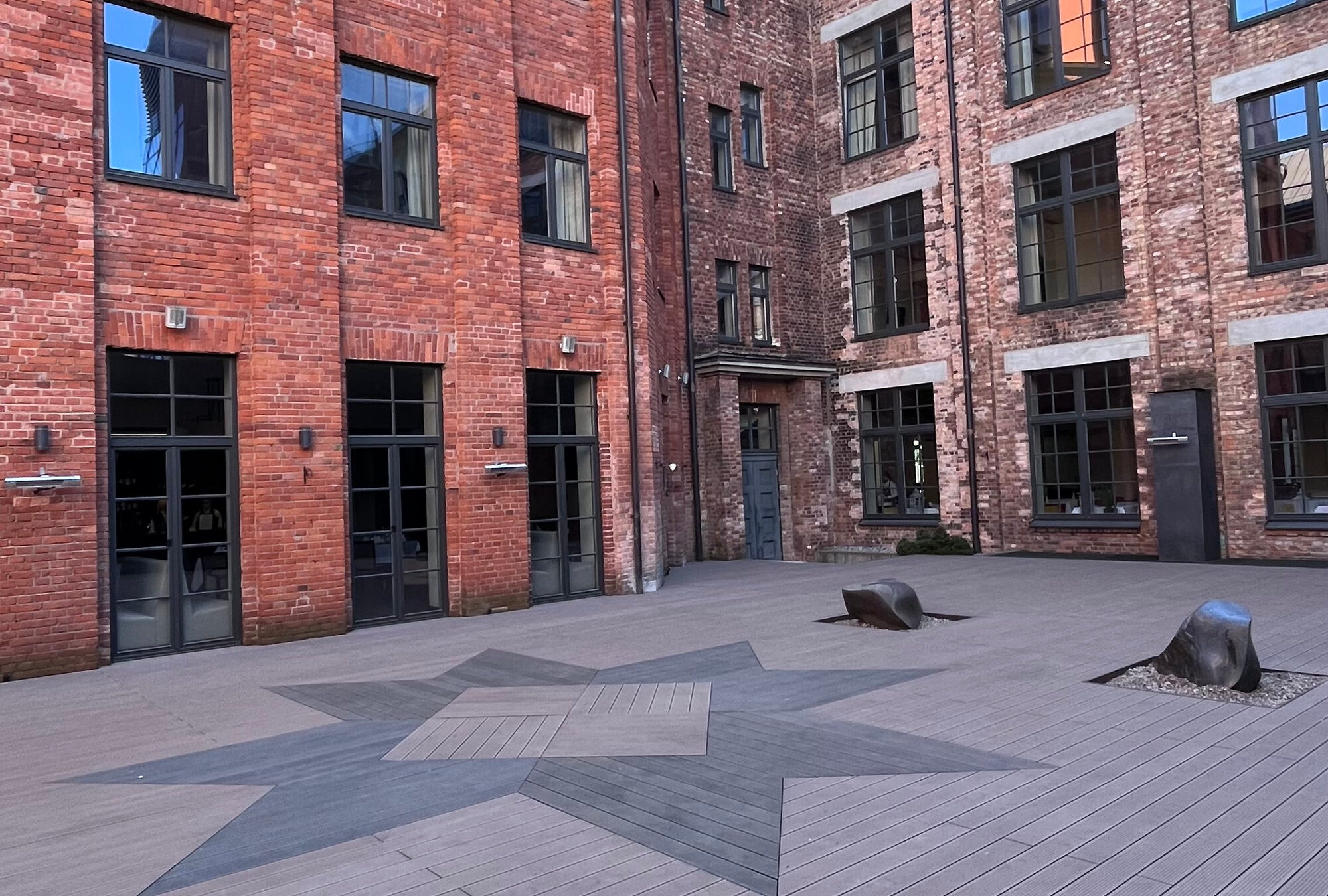 Innergården, Victoria Hotel Kaunas — bilde 4