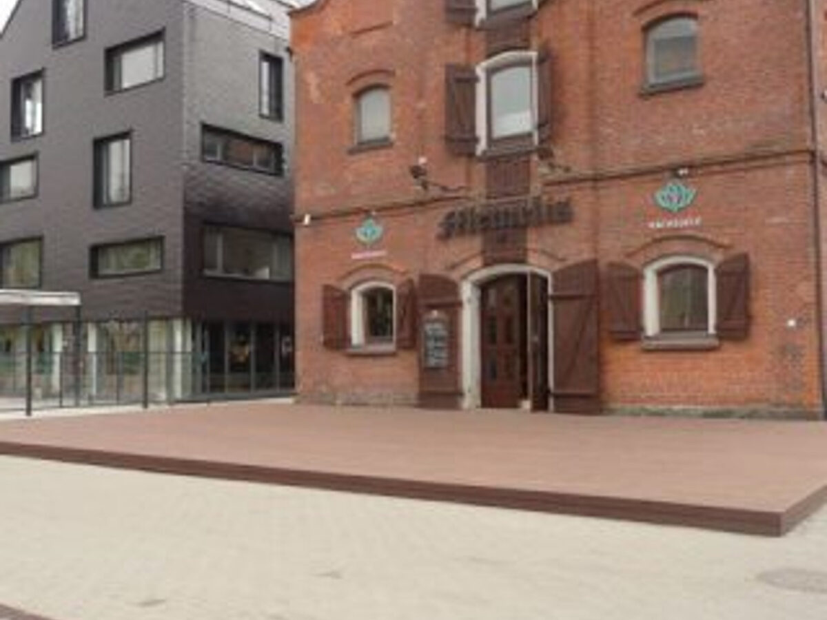 Terrasse i Klaipėdas gamleby — bilde 3
