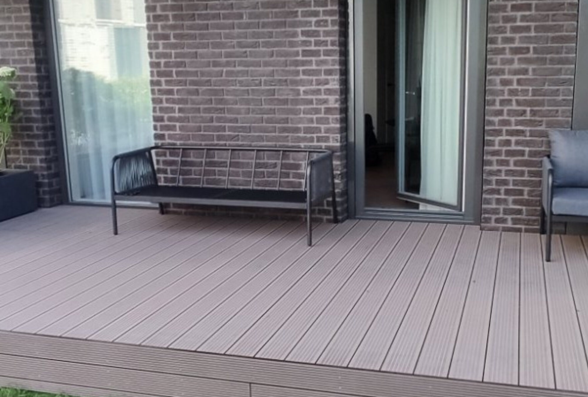 Liten terrasse i Paupys — bilde 2