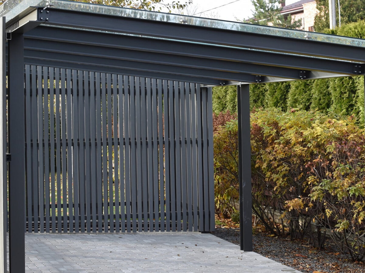 Carport med bod